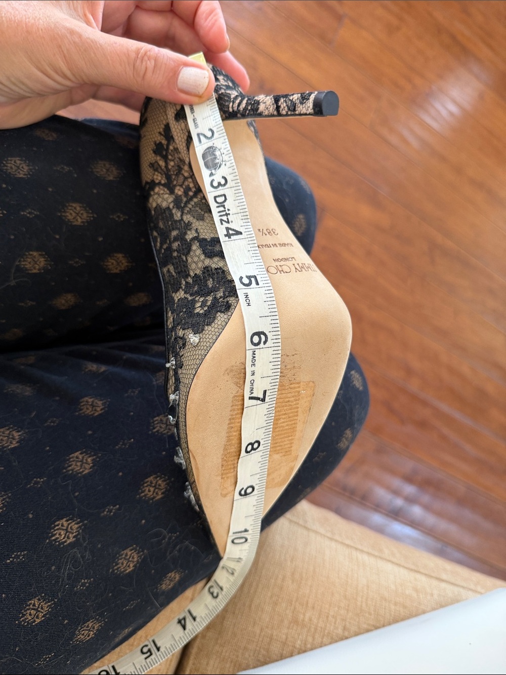 Jimmy Choo Black Lace Lyzo 100 Crystal Pumps - Picture 10 of 10